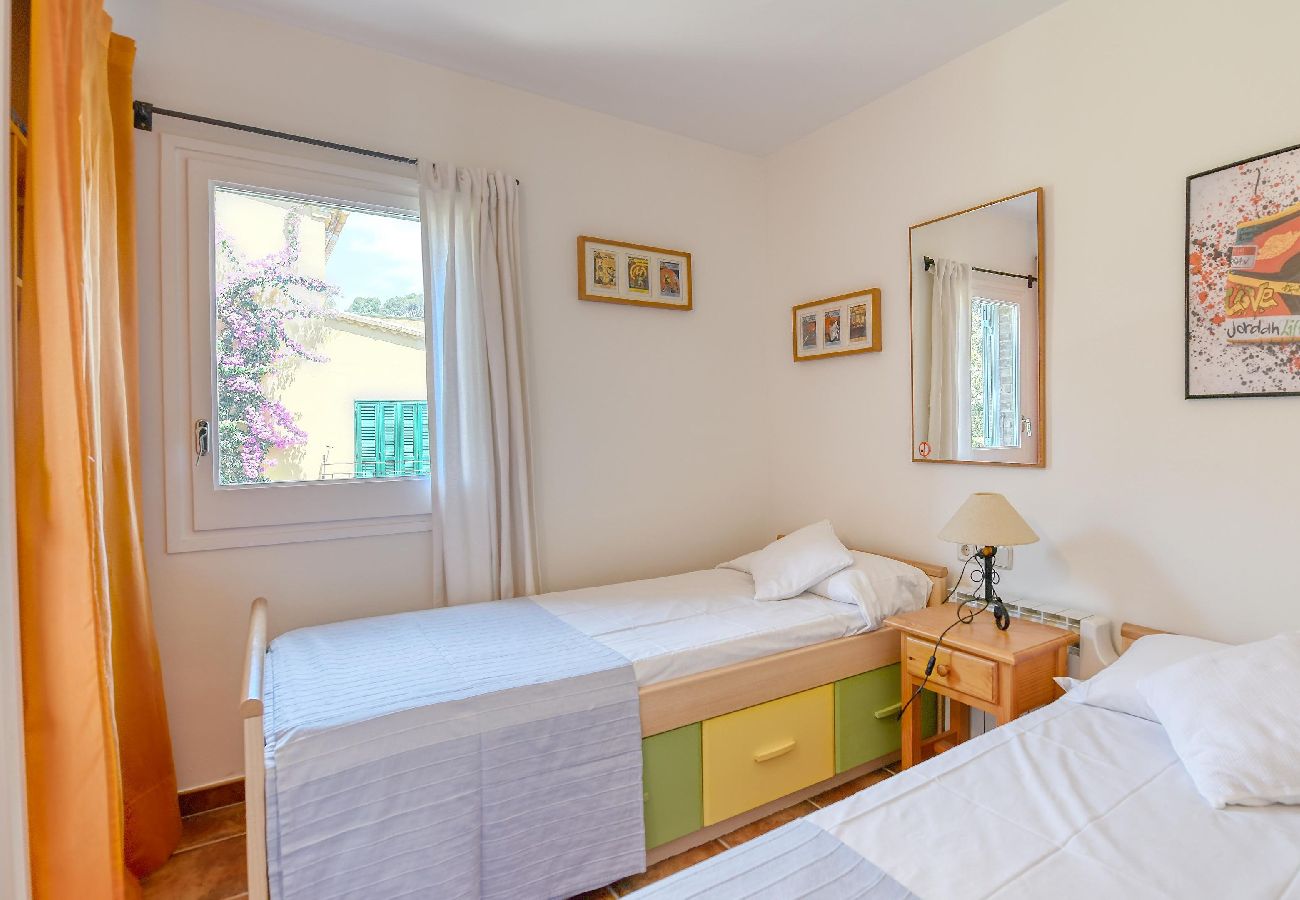 Doppelhaushälfte in Llafranc - 221 - Tenora