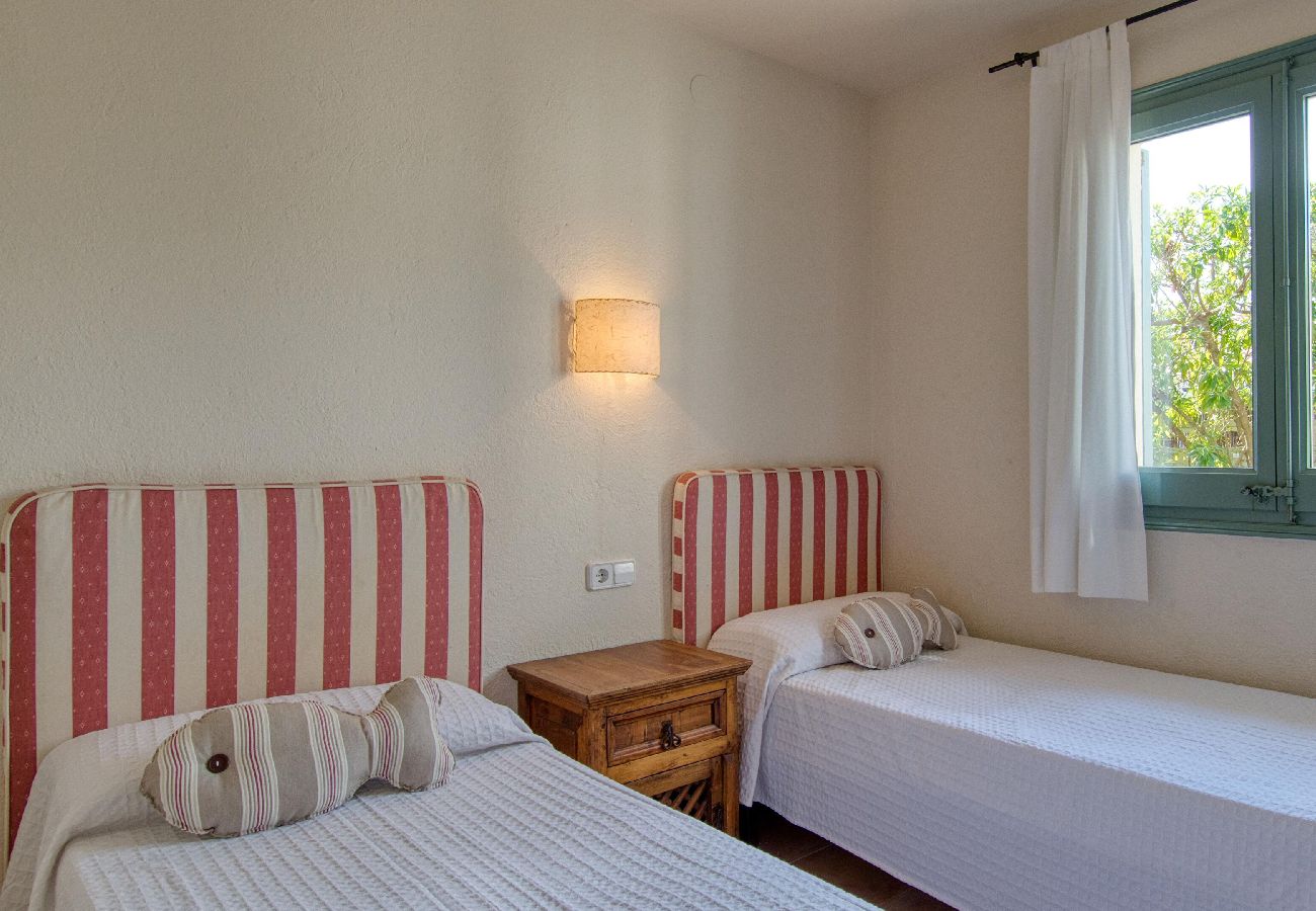 Chalet in Calella de Palafrugell - 48-Villa