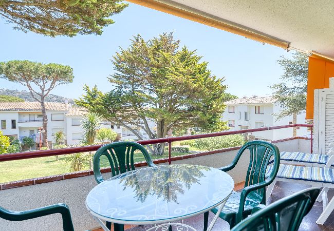 Apartment in Calella de Palafrugell - 102- 2C 1e 1a