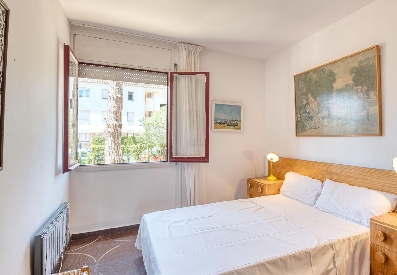 Apartment in Calella de Palafrugell - 102- 2C 1r 1a
