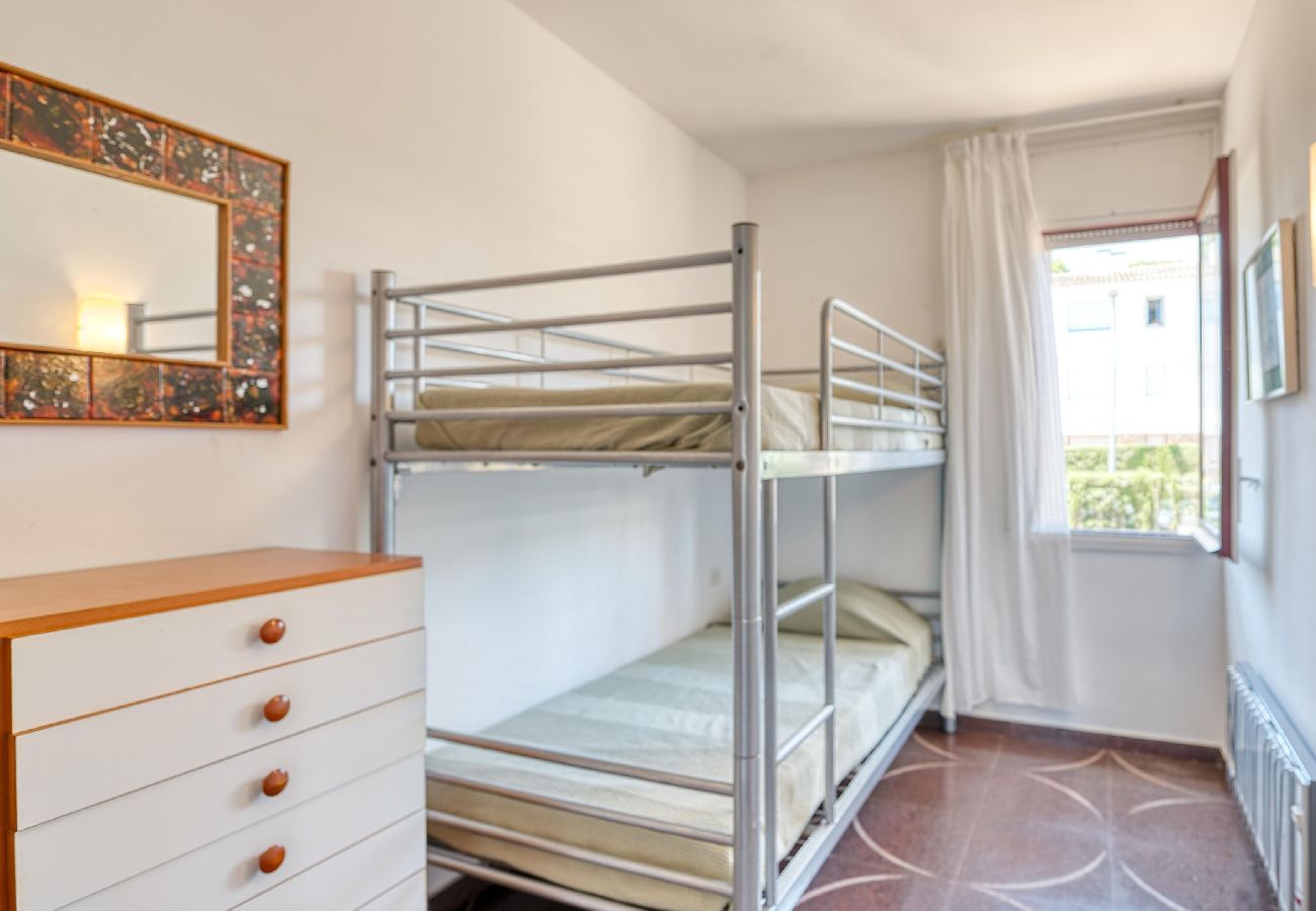 Apartment in Calella de Palafrugell - 102- 2C 1r 1a