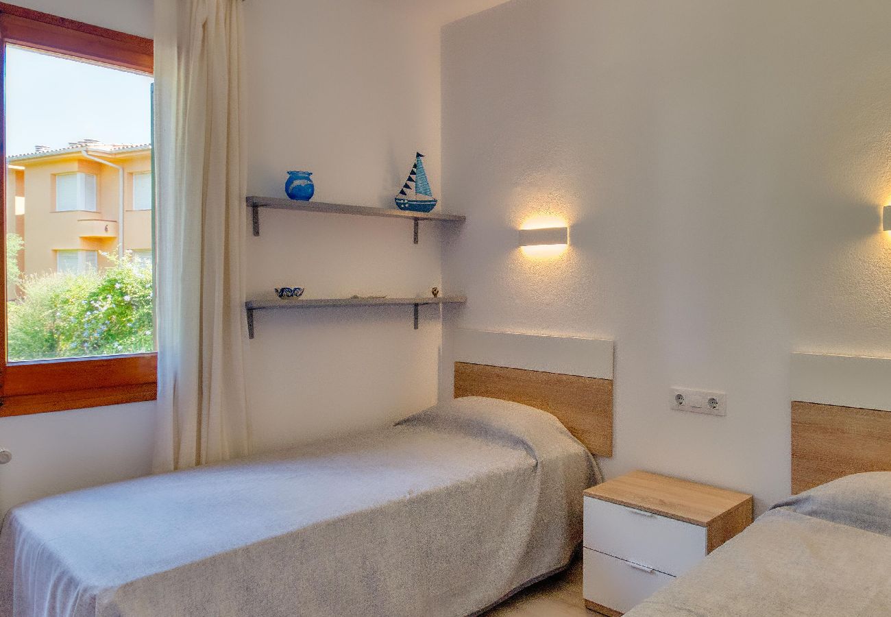 Apartment in Calella de Palafrugell - 19G-1