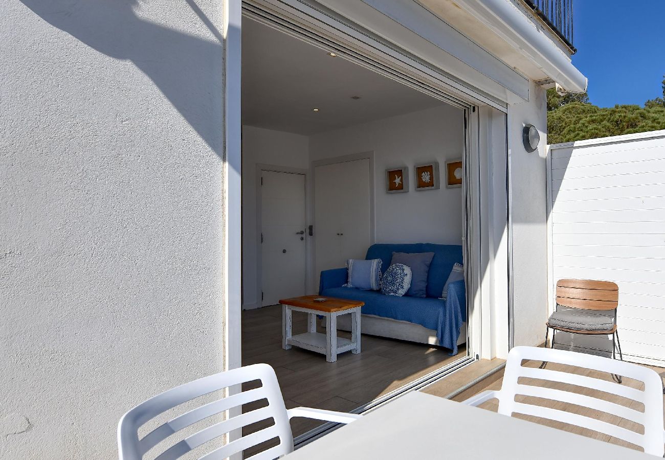 Apartment in Calella de Palafrugell - 1-6