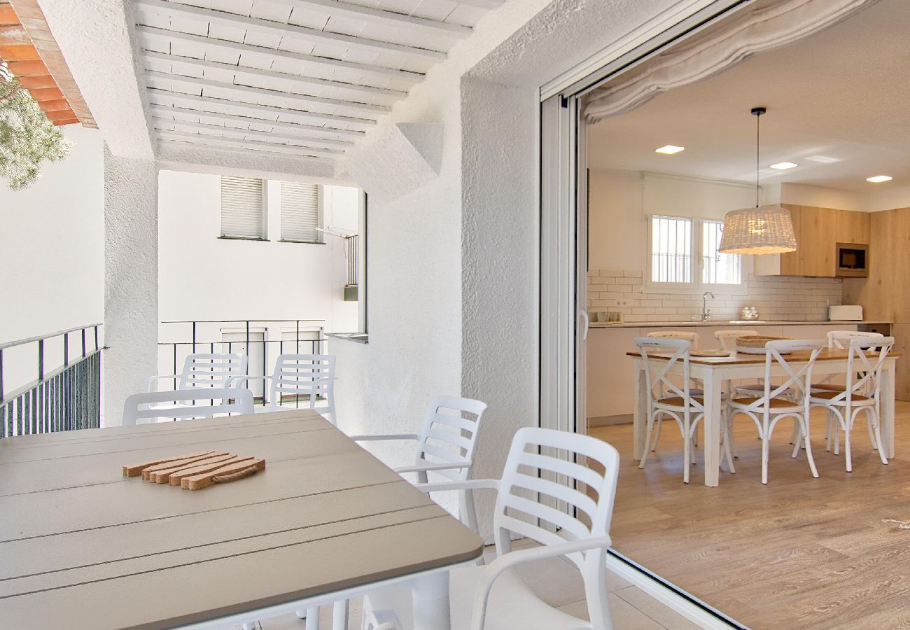 Apartment in Llafranc - 2-2