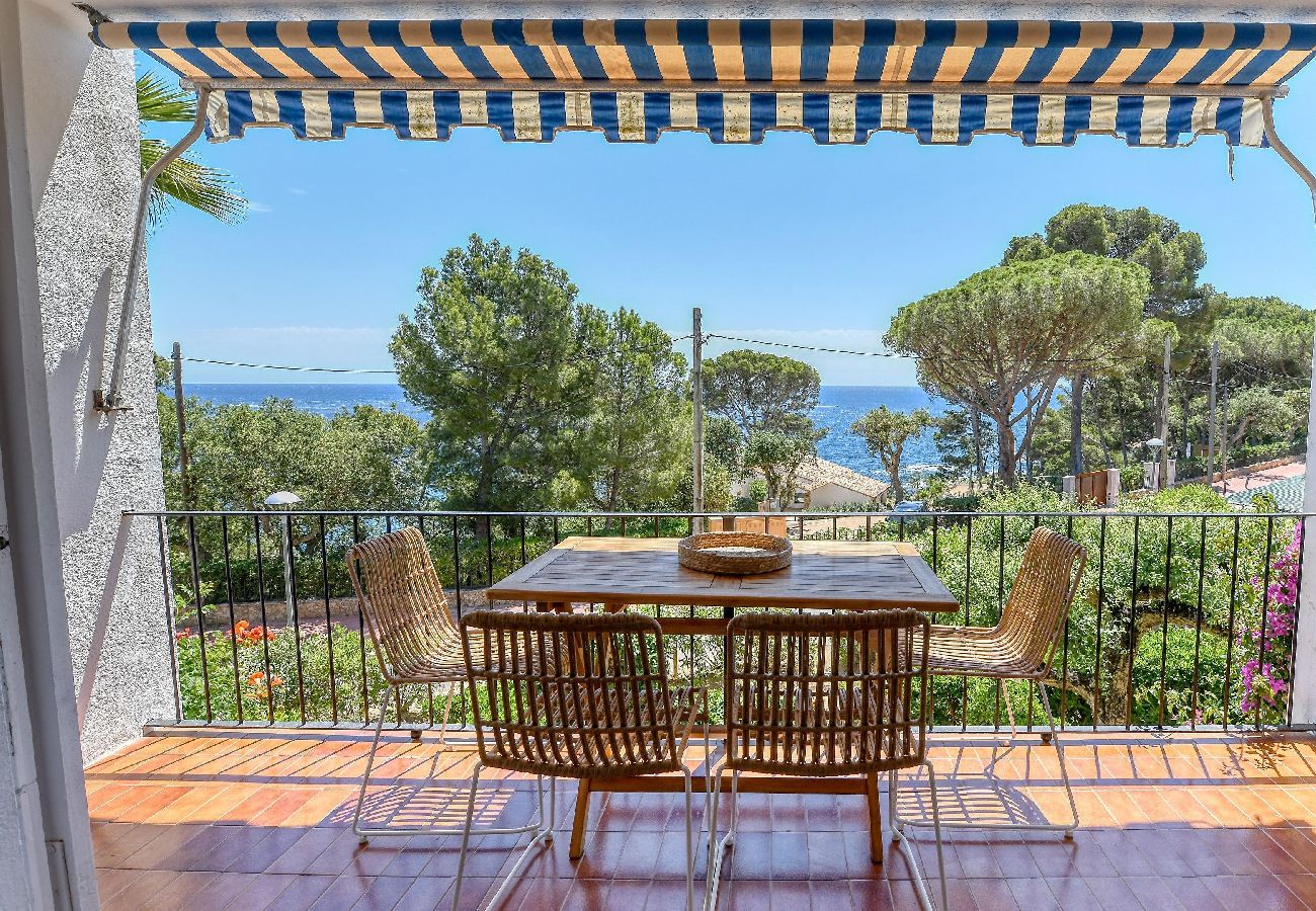 Apartment in Calella de Palafrugell - 16-B-5