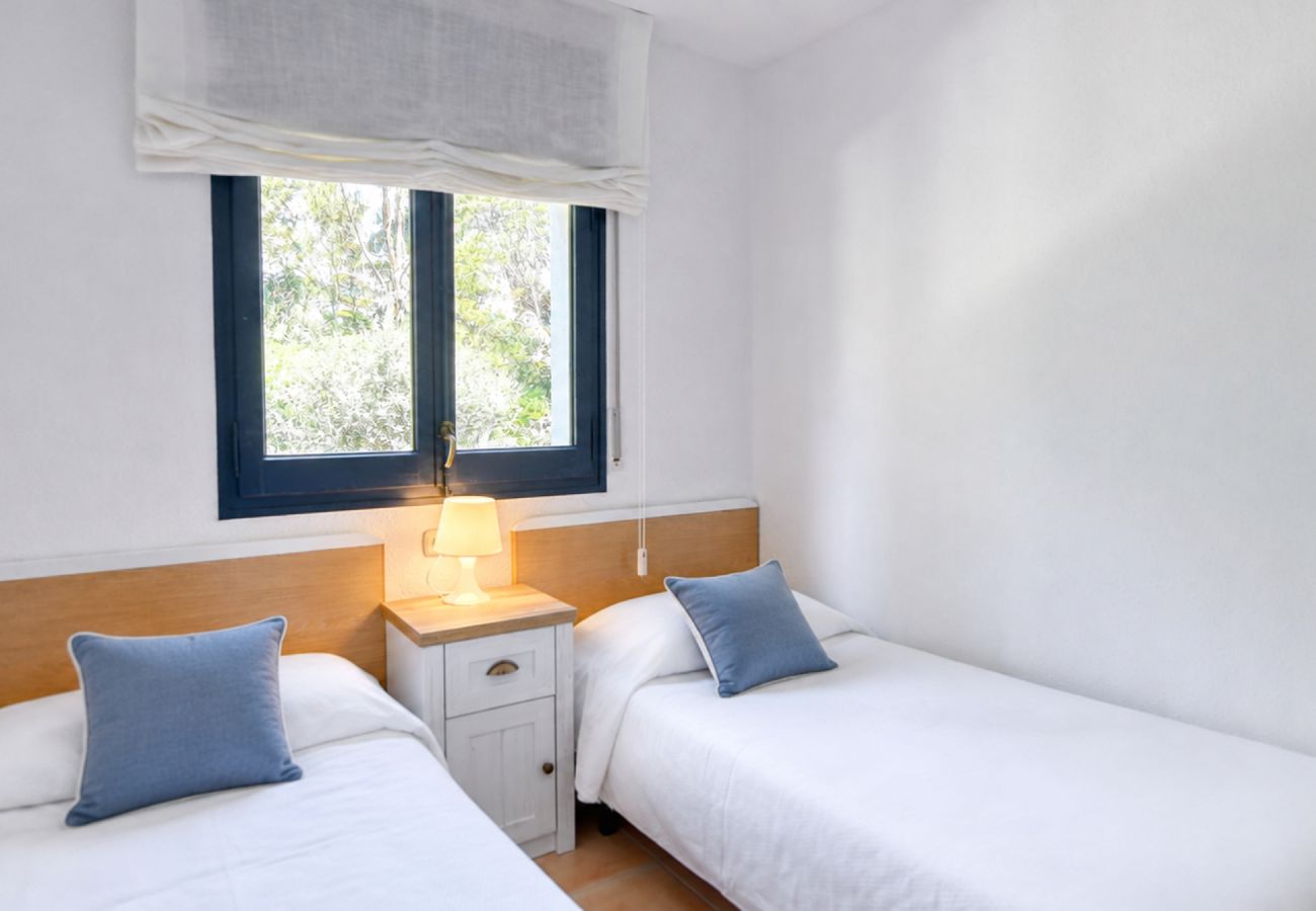 Apartment in Calella de Palafrugell - 16 - B6