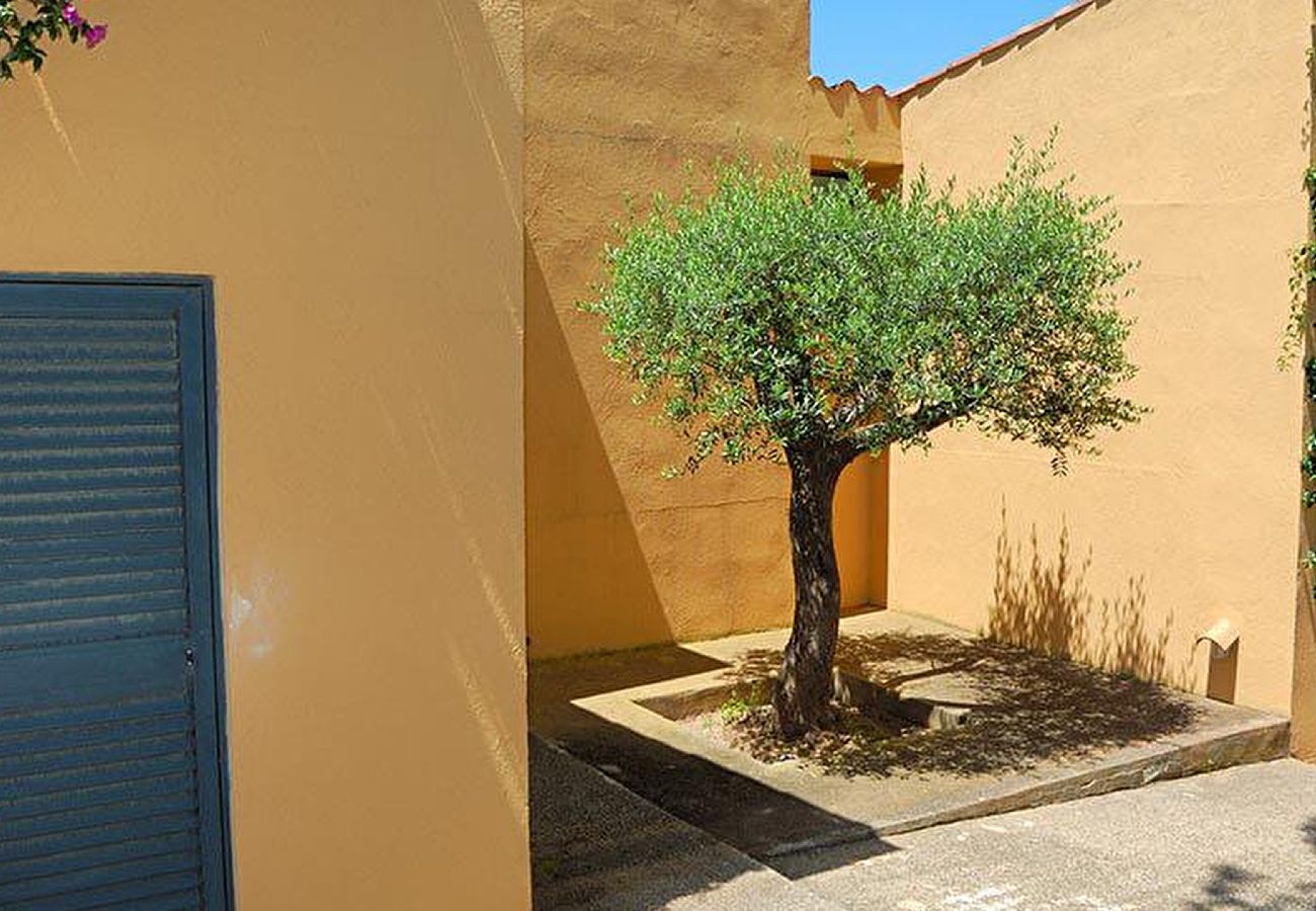 House in Tamariu - 441 - Casa Feliz
