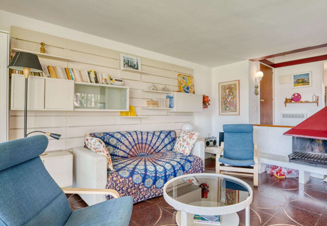 Apartamento en Calella de Palafrugell - 102- 2C 1r 1a