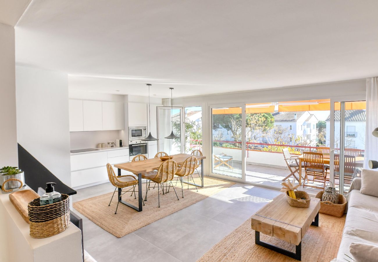 Apartament en Calella de Palafrugell - 102- 10B 1r Esq